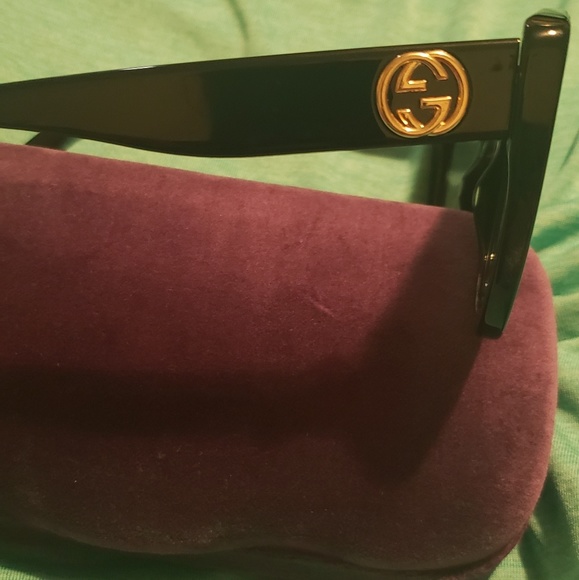 Sunglasses - Picture 3 of 5